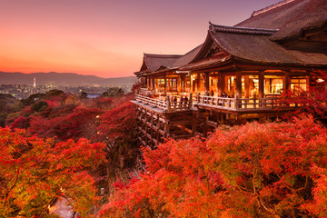 秋の清水寺